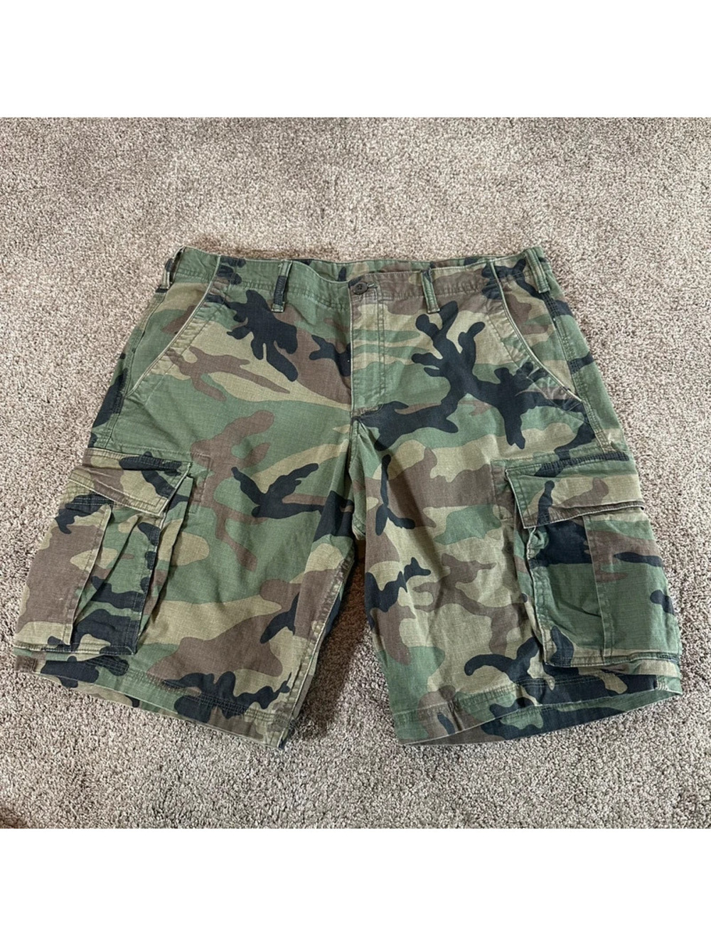 Gap Green Camo Cotton Blend 11 Inch Cargo Shorts Men’s Sz 36